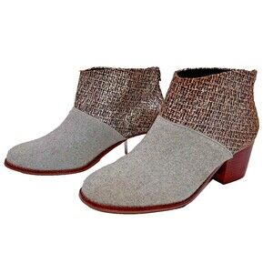 TOMS Ankle Booties Women’s Size 8.5 Boots Gray /Silver Back Zip Tassel